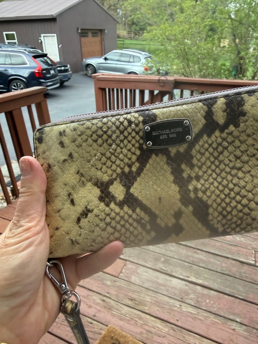Michael Kors Snake-Print Zip Wallet in Beige and Brown Stunning EUC Long, Clean